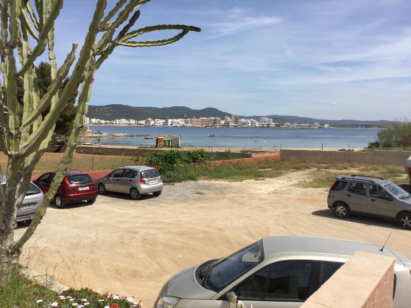Apartamentos Alba Sant Antoni de Portmany Dış mekan fotoğraf