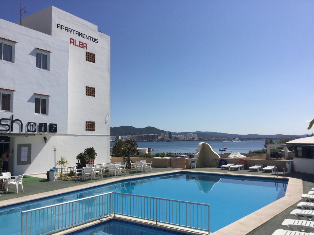 Apartamentos Alba Sant Antoni de Portmany Dış mekan fotoğraf