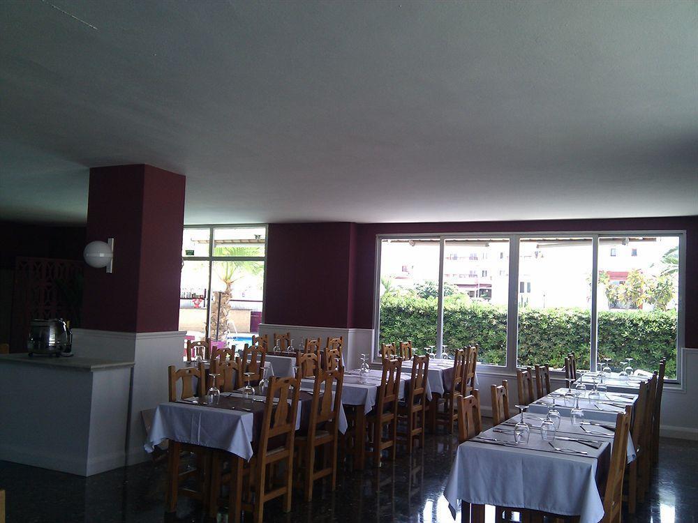 Apartamentos Alba Sant Antoni de Portmany Dış mekan fotoğraf
