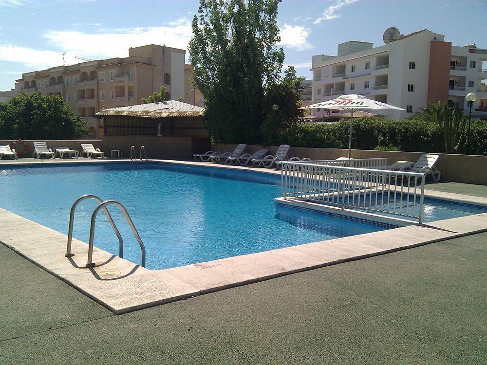 Apartamentos Alba Sant Antoni de Portmany Dış mekan fotoğraf