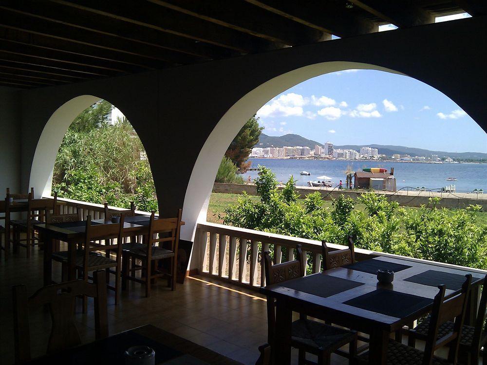 Apartamentos Alba Sant Antoni de Portmany Dış mekan fotoğraf