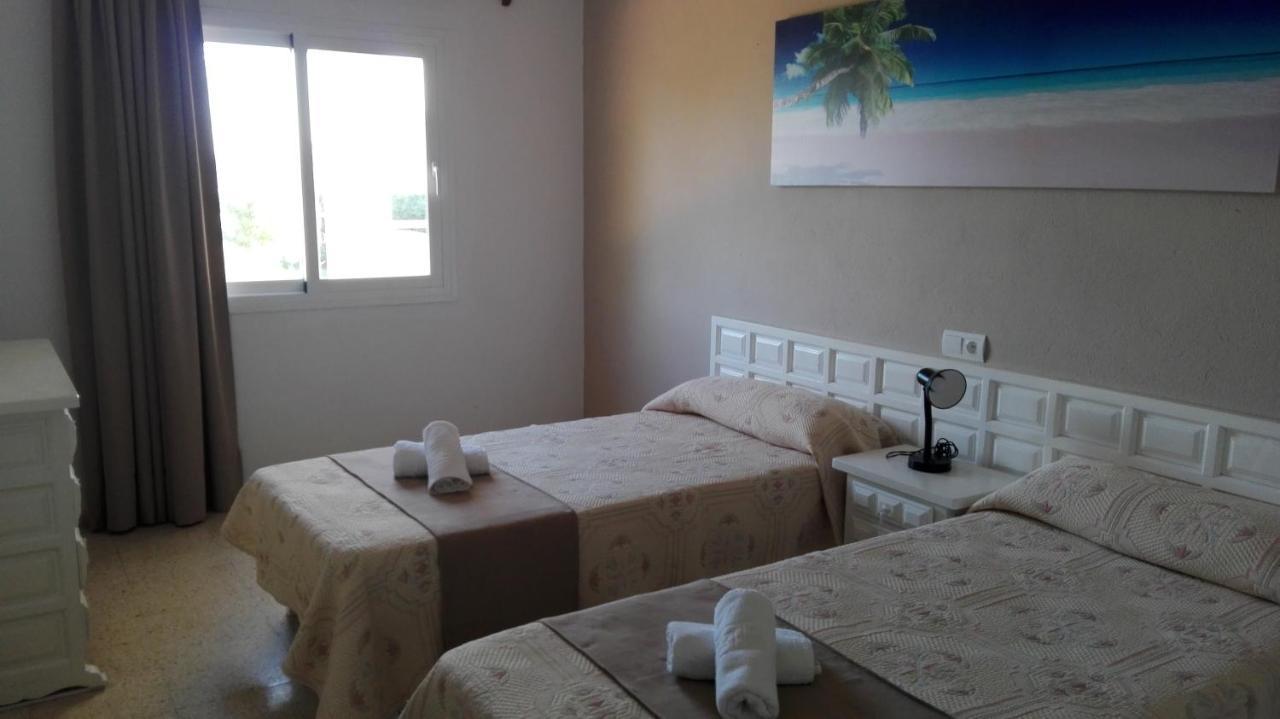 Apartamentos Alba Sant Antoni de Portmany Dış mekan fotoğraf
